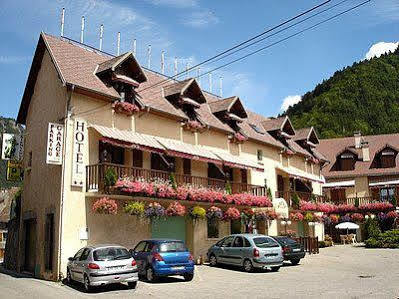 Hotel Restaurant Du Tilleul Corps Exterior photo